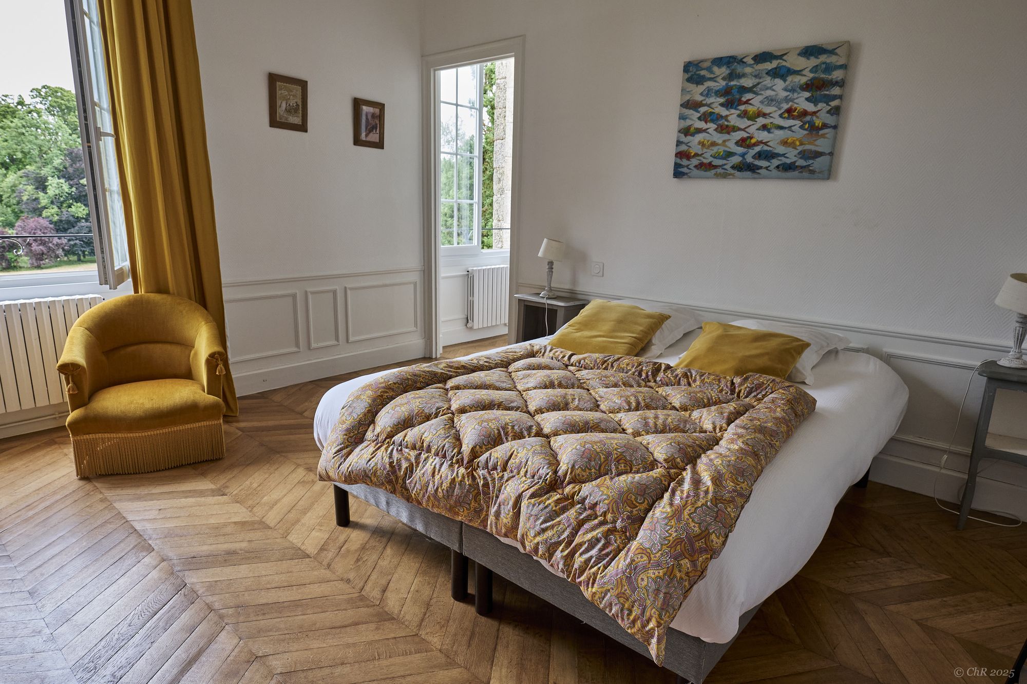 La chambre Bouton d’or et son fauteuil jaune
